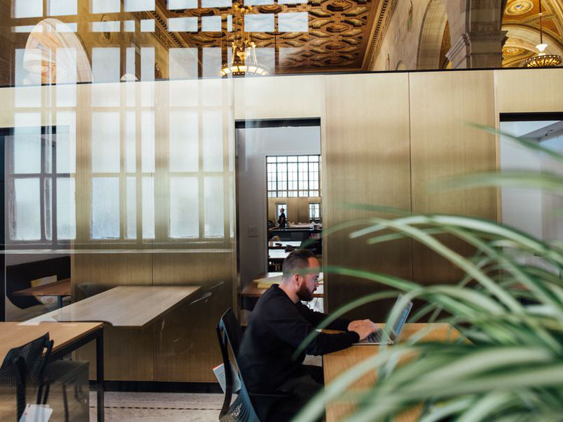 photo-1461701204332-2aa3db5b20c8